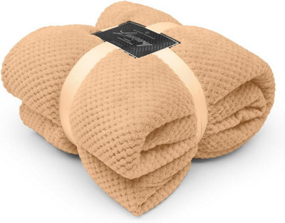 Gc Gaveno Cavailia Fluffy Pop Extra Large Throw 200X240Cm Peach Soft & Cosy King Size Blanket Waffle Throw - image 1