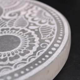 Large Selenite Charging Plate With Feng Shui Design 18Cm - thumbnail 4