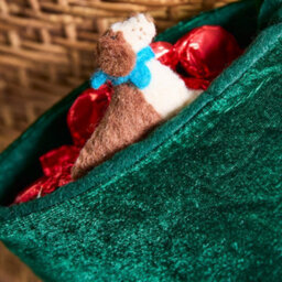 Dibor Set Of 2 Traditional Harrington Quilted Green Velvet Xmas Gift Decoration Christmas Stocking For Kids - thumbnail 4