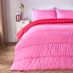 OHS Reversible 10.5 Tog Coverless Washable Duvet With Pillowcases - thumbnail 2
