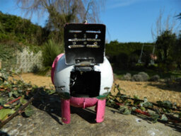 Metal Standing Pink Elephant Tea Light Candle Holder - thumbnail 4