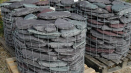 Stone Warehouse Large Slate Paddlestones 100-200mm Half Crate 500Kg Borders, Rockeries, Gabion Basket Filling, Ponds - thumbnail 2