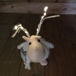 Samuel Alexander 40Cm Battery Operated Plush Christmas Reindeer With Led Lit Antlers - thumbnail 3