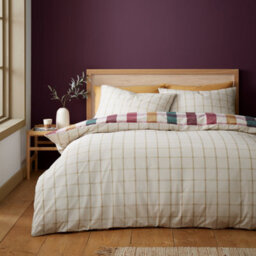 Catherine Lansfield Autumn Check Reversible Duvet Cover Set With Pillowcases Natural Plum - thumbnail 2