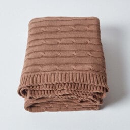 Homescapes Cotton Cable Knit Throw, Chocolate, 150 X 200 Cm - thumbnail 3