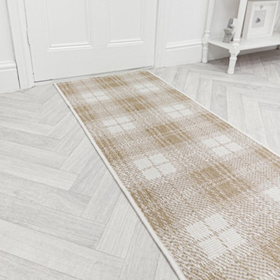 Plaid Indoor/outdoor Hallway Runner Rug - Durable, Reversible & Hardwearing Carpet For Home Or Garden - image 1