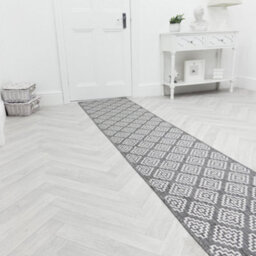 Olmec Indoor/outdoor Hallway Runner Rug - Durable, Reversible & Hardwearing Carpet For Home Or Garden - thumbnail 3