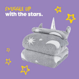 Wicked Gizmos Moonglow In The Dark Kids Hooded Blanket - thumbnail 6