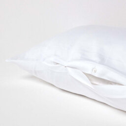 Homescapes White V Shaped Pillowcase Organic Cotton 400 Thread Count - thumbnail 3