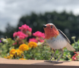 Betley Butterfly Robin Christmas Garden Ornament Large Hand Painted Metal Redbreast Bird Xmas Tree Gift - 13Cm X 6Cm X 16Cm - thumbnail 4