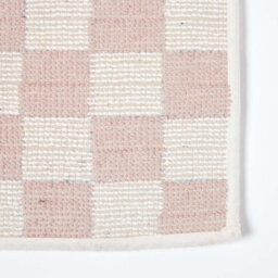 Homescapes Pink & White Check 100% Cotton Non Slip Bath Mat - thumbnail 4
