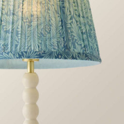 Valuelights Bobbin Cream Bobble Wall Light And Green Trim Linen Lamp Shade And Bulb - thumbnail 4