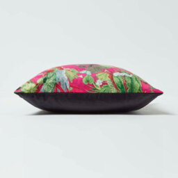Homescapes Hot Pink Tropical Leaf Velvet Cushion 46 X 46 Cm - thumbnail 4