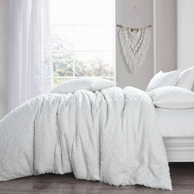 Intimates Chic Tufted Duvet Cover & Pillowcase Set Luxury Bed Linen With Button Enclosure,  Machine Washable & Wrinkle-Resistant - White