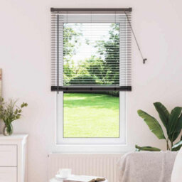 Berkfield Window Blind With Curtains Manual Black Aluminium - thumbnail 1