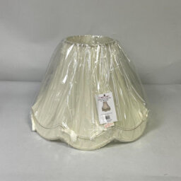 "22"" Hand Crafted Cream Ivory Victorian Tassel Lampshade Handmade Double Scallop Silk Shade With Gold Trim Traditional Style" - thumbnail 2