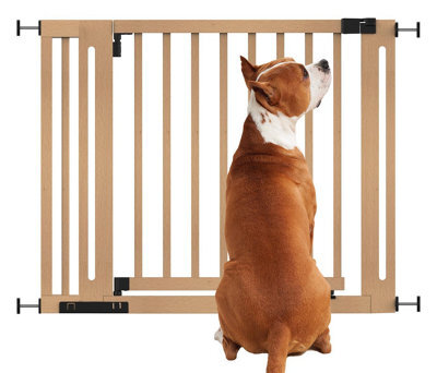 Bettacare Wooden Elegance Dog Gate, Natural, 97Cm - 105Cm, Pressure Fit Pet Gate, 65Cm Extra Wide Doorway, Easy Installation - image 1