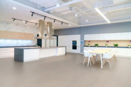 Polysafe Verona Pure Colours Pur Safety Vinyl By Remland (Mocha, 3M X 2M) - thumbnail 2