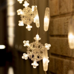 The Christmas Workshop 71619 Mains Operated Snowflake Curtain Lights - thumbnail 5