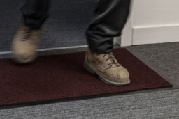 Blue Diamond Brushway Entrance Mat 90 X 150Cm Green - thumbnail 3