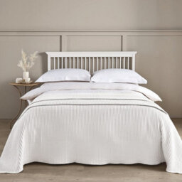 Allure Bath Fashions Luxury Super King Size Waffle Throw Blanket Bedspread 250 X 260Cm - White - thumbnail 3