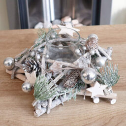 Shatchi Star Shape Wooden Candle Holder Tabletop Centrepiece Christmas Decorated With Frosty Red/silver Baubles, Berries And Cones - thumbnail 6