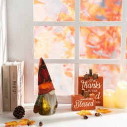 Living And Home Halloween And Thanksgiving Atmosphere Decoration With Light-Up Doll Ornaments 7Cm W X 5Cm D X 17Cm H - thumbnail 2