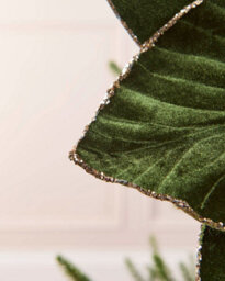 Werchristmas Sage Green Large Velvet Artificial Poinsettia Flower, 56 Cm - thumbnail 5