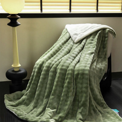 Living And Home Soft Thickened Warm Lambskin Green Double Used Washable Blanket 230Cm W X 200Cm D - image 1