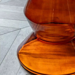 Xample Gallery Turin Orange Side Table White Marble Top Orange Glass Base Bronze Metal Accent Modern Living Room Accent Table - thumbnail 4