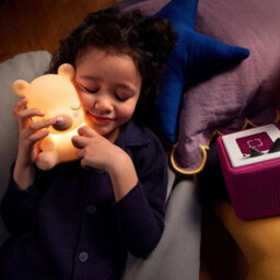 Tonies Night Light Tonie Audio Play - Sleepy Bear - thumbnail 2