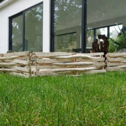 Woven Wood 2.28M Premium Chestnut Lawn Edging 30Cm Height  2 Pieces - thumbnail 5