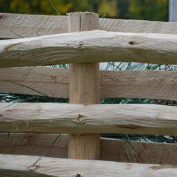 Woven Wood 2.28M Premium Chestnut Lawn Edging 30Cm Height  2 Pieces - thumbnail 3