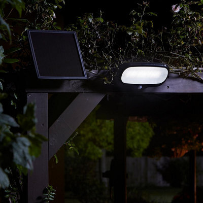 Solar Powered Pir Motion Sensor Security Floodlight - 500 Lumen Outdoor Garden Wall Light With 8M Detection - H12.5 X W26.5Cm - image 1
