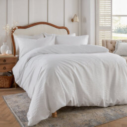 Wylder Georgia Heat Pressed Duvet Cover Set, King, White - thumbnail 1