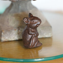 Burgess Cast Iron Sitting Mouse Metal Statue Animal Ratty Home Garden Ornament Sculpture - thumbnail 1