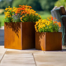 Woven Wood 40Cm Corten Steel Cube Planter - Pre-Rusted - thumbnail 2