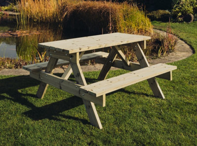 Churnet Valley Garden Furniture Ltd Traditional Picnic Table - Timber - L139.5 X W143.5 X H76 Cm - Partially Assembled - image 1