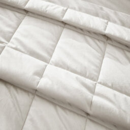 Catherine Lansfield Kingsley Matt Velvet Quilted 220X220 Cm Bedspread Cream - thumbnail 2