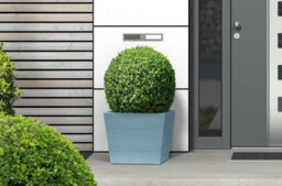 Winawood Polymer Wood Effect Zero Maintenance Fully Weatherproof Set Of 2 Small Planters - Powder Blue - thumbnail 2
