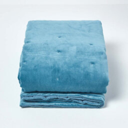 Homescapes Blue Velvet Quilted Throw, 125 X 150 Cm - thumbnail 2