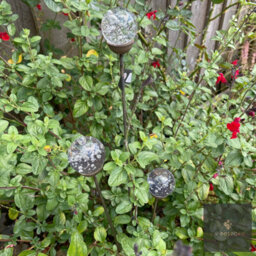 LV Bespoke Cluster Of 3 Glass - Marble Garden Feature - Cracked - Tall - thumbnail 8