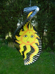 Wind Spinner Wooden Spiral Mobile Garden Ornament - Sun & Moon 40Cm