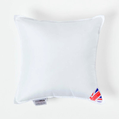 "Homescapes Luxury Super Microfibre Cushion Pad Inserts 45 X 45 Cm (18 X 18"") Perfect Bounce Back, Hypoallergenic Cushion Inners" - image 1