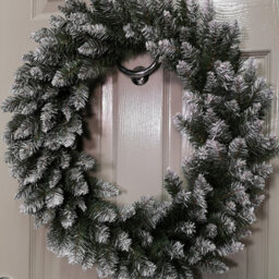 Samuel Alexander 60Cm Snow Tip Christmas Wreath With 160 Bullet Tips - thumbnail 7