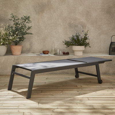 Sweeek. Textilene And Aluminium Sun Lounger 6 Reclining Positions Solis Anthracite 202X65X102 Cm - image 1