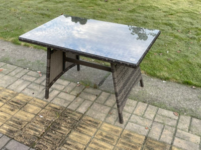 Fimous Dark Grey Mixed Rattan Dining Table Garden Furniture With Clear Tempered Glass - image 1