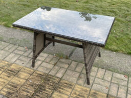 Fimous Dark Grey Mixed Rattan Dining Table Garden Furniture With Clear Tempered Glass - thumbnail 3