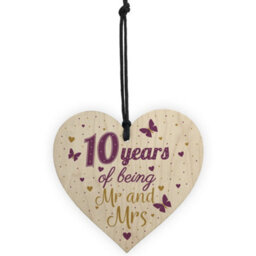 Red Ocean 10 Year Anniversary Gift Wooden Heart Sign Mr And Mrs 10Th Anniversary Plaque Gifts For Him For Her - thumbnail 5