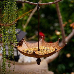 Bronze Umbrella Bird Feeder Metal Bird Seed Feeder Hanging Outdoor Ornaments - thumbnail 5